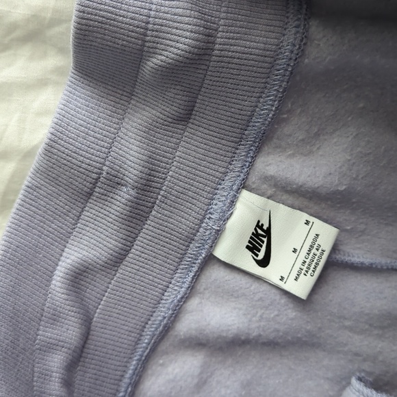 Nike Sweatpants - standard fit high rise lilac color - Picture 4 of 6